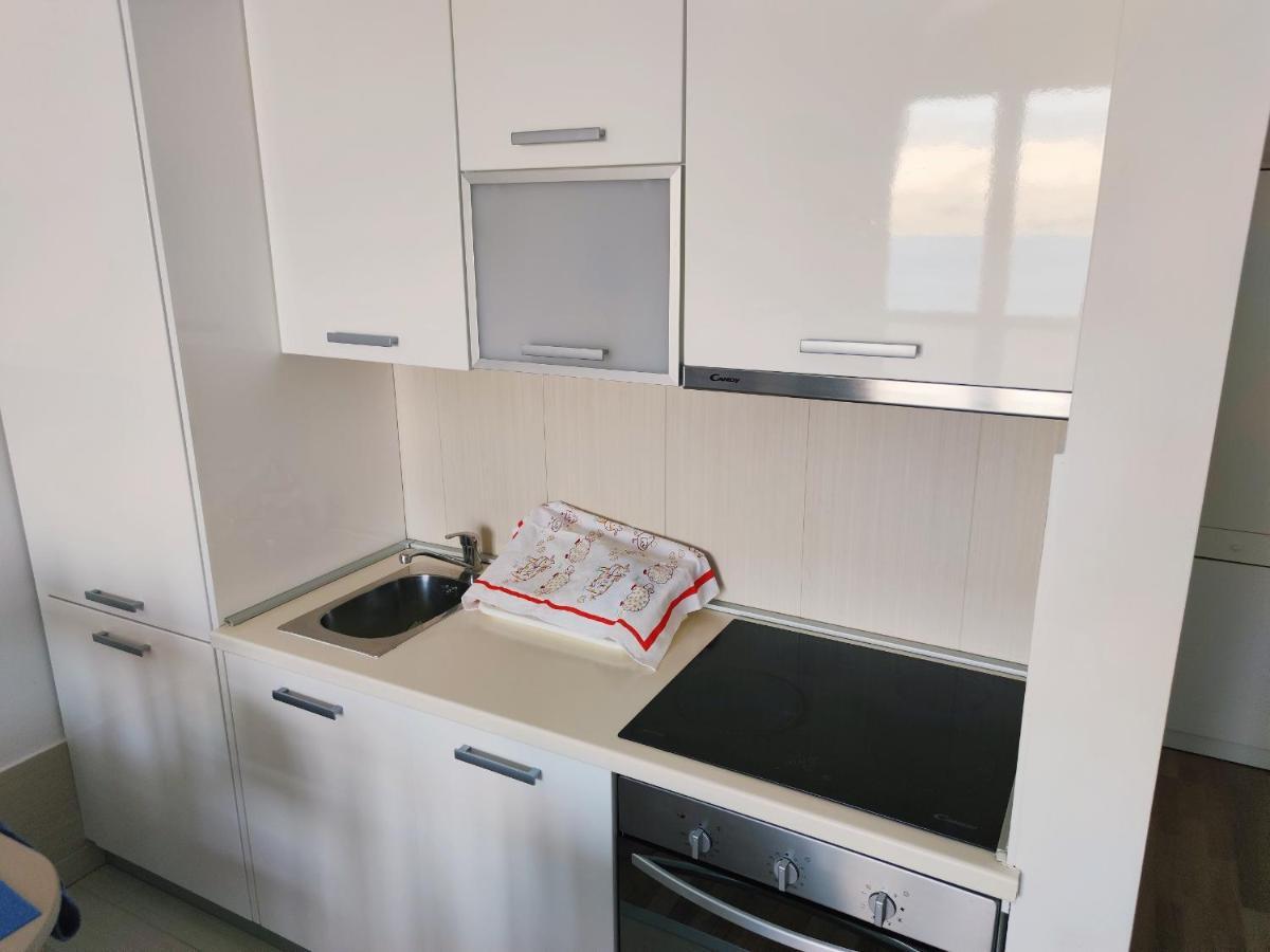 Sea View & Pool Studio Паг Экстерьер фото